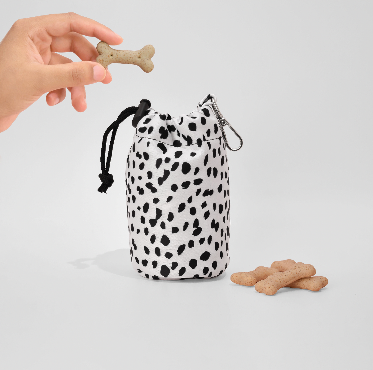 Monochrome Spots - Godbitpose med snøring — bilde 1